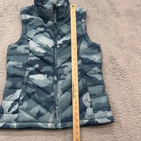 The North Face Alpz 2.0 550 Goose Down Vest Womens S Camo Blue Quilted Gorpcore - Picture 4 of 13